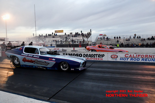 Geoff Monise - 'Quarter Pounder' (near lane) vs 
Drew Austin - 'Pro Max' (far lane) - NFC